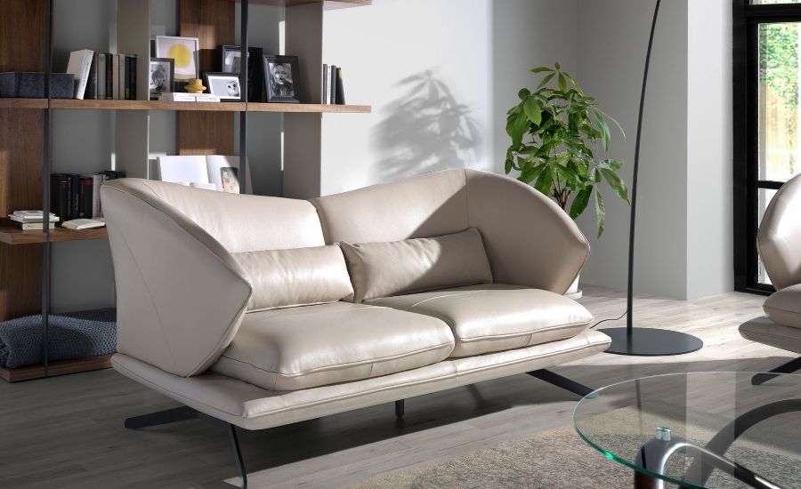 Sofá de piel blanco moderno